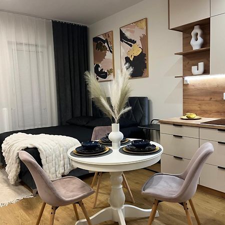 Apartament Nova Klonova Porto Келце Екстериор снимка
