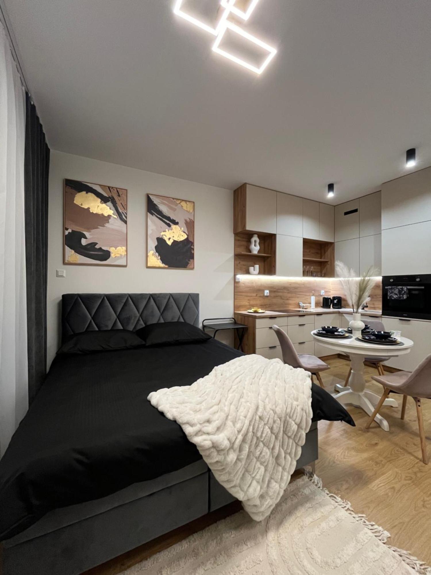 Apartament Nova Klonova Porto Келце Екстериор снимка