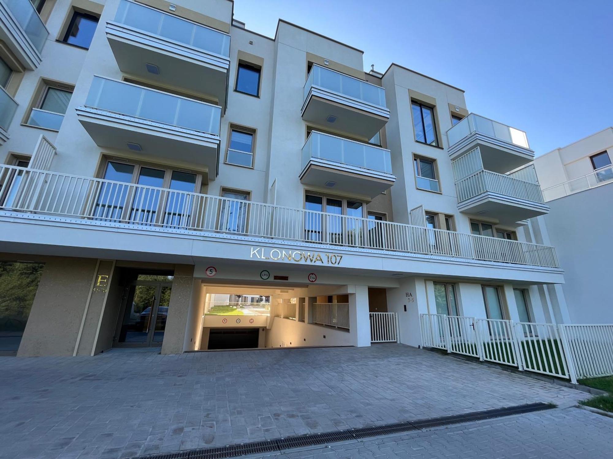 Apartament Nova Klonova Porto Келце Екстериор снимка